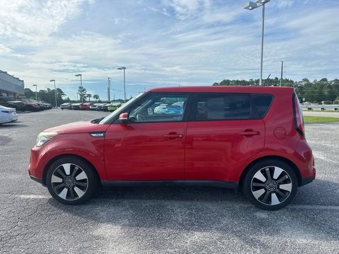 Used 2015 Kia Soul ! w/ Sun & Sound Package FWD image 6