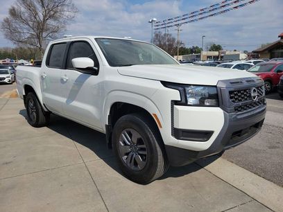 Certified 2025 Nissan Frontier SV