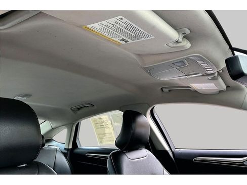 Used 2016 Ford Fusion SE w/ Equipment Group 202A FWD image 20
