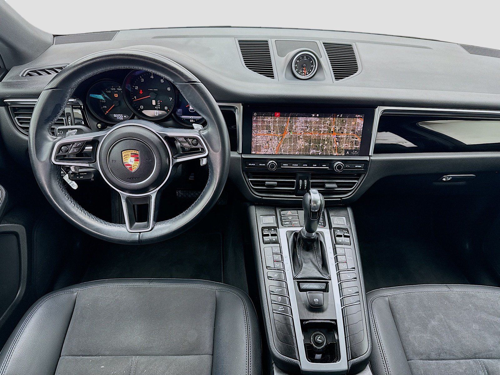 Used 2019 Porsche Macan AWD/4WD image 14