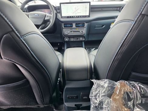 New 2026 Ford Maverick Lobo image 45