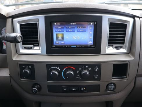 Used 2009 Dodge Ram 2500 Truck SLT image 34