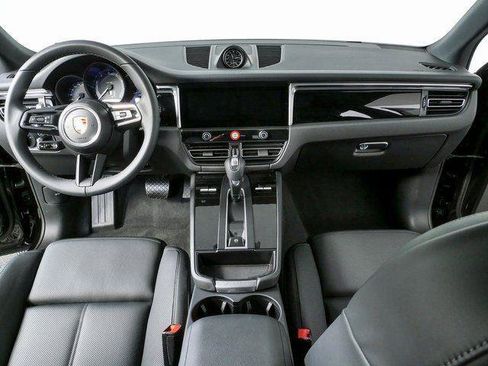 New 2026 Porsche Macan AWD/4WD image 20