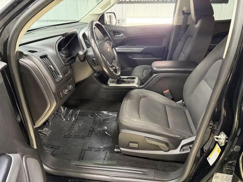 Used 2018 Chevrolet Colorado LT image 10