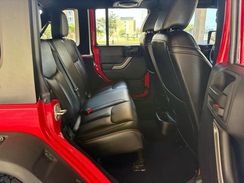 Used 2014 Jeep Wrangler Unlimited Sport w/ Quick Order Package 24S AWD/4WD image 31