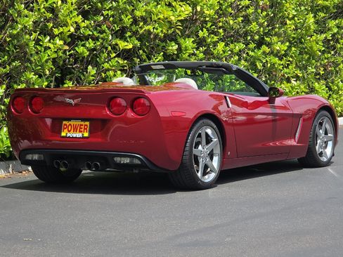 Used 2006 Chevrolet Corvette Convertible w/ Preferred Equipment Group RWD image 5