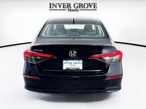 Used 2023 Honda Civic EX image 6