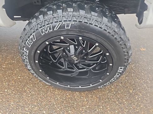 Used 2013 Toyota Tacoma 4x4 Double Cab w/ TRD Sport Pkg image 30