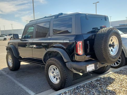 Used 2023 Ford Bronco Everglades image 2