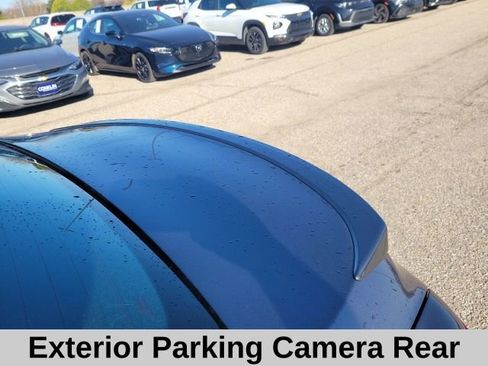 Used 2024 Toyota Camry SE image 6