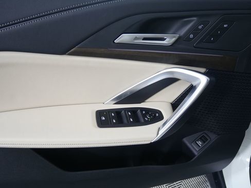 Used 2025 BMW X1 xDrive28i w/ Convenience Package image 9