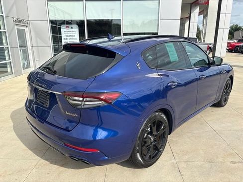 Used 2022 Maserati Levante GT AWD/4WD image 7