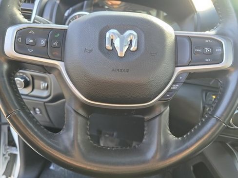 Used 2023 RAM 1500 Big Horn image 40