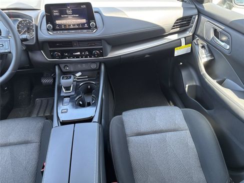 New 2026 Nissan Rogue SV w/ Cold Weather Package FWD image 16