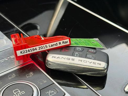 Used 2015 Land Rover Range Rover Supercharged AWD/4WD image 55