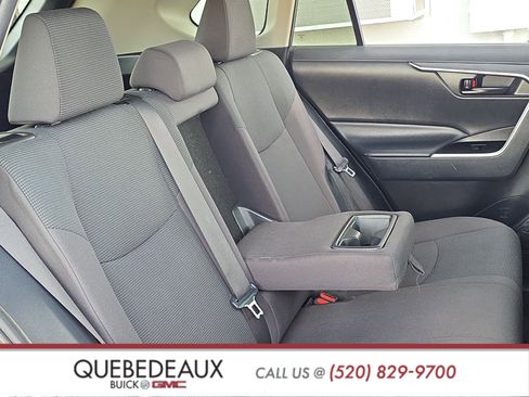 Used 2021 Toyota RAV4 LE w/ Carpet Mat Package (TMS) AWD/4WD image 26