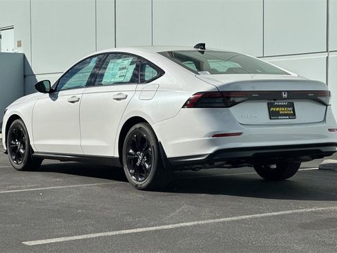 New 2025 Honda Accord SE image 6