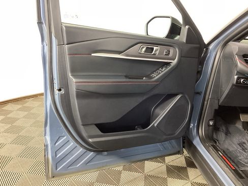 Certified 2025 Ford Explorer ST AWD/4WD image 17