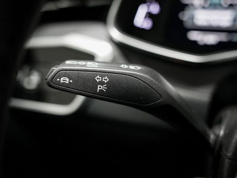 Used 2023 Audi RS 7 Sportback w/ Black Optic Package image 18