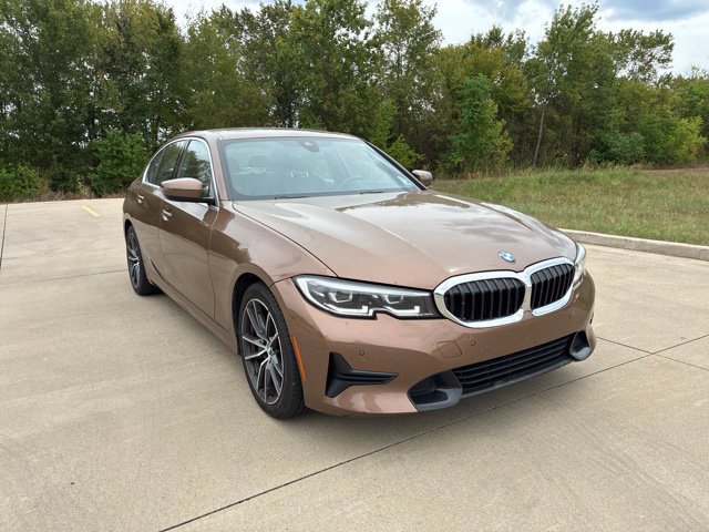 Used 2019 BMW 330i Sedan w/ Premium Package RWD image 2