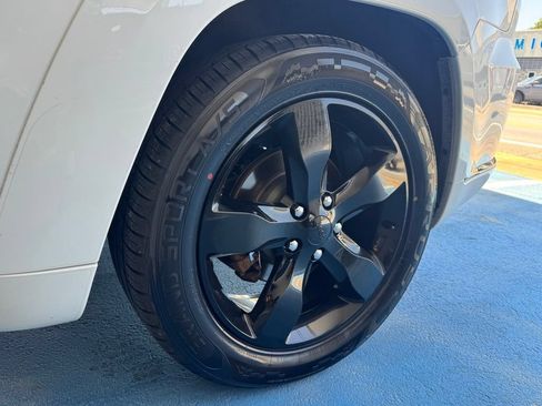 Used 2016 Jeep Grand Cherokee High Altitude AWD/4WD image 32