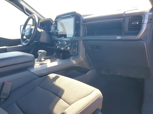 Used 2025 Ford F150 XLT w/ Equipment Group 302A MID image 13