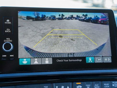 Certified 2026 Honda Odyssey Touring image 24