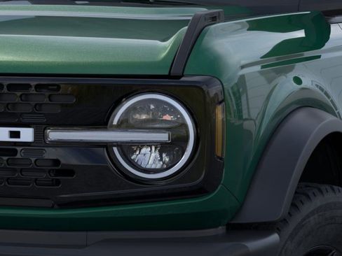 New 2025 Ford Bronco Outer Banks image 21