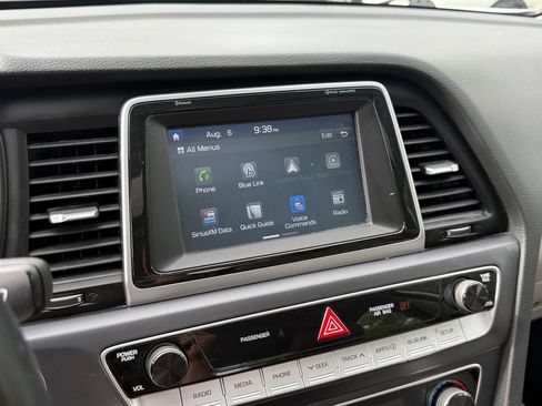 Used 2018 Hyundai Sonata Limited FWD image 24