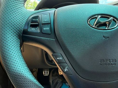 Used 2015 Hyundai Genesis 3.8 RWD image 30