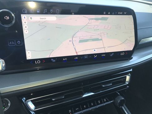 New 2026 Chevrolet Traverse LT AWD/4WD image 17