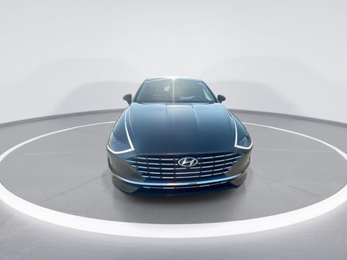 Used 2023 Hyundai Sonata Limited w/ Cargo Package FWD image 3