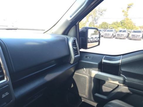 Used 2018 Ford F150 Raptor w/ Equipment Group 802A Luxury AWD/4WD image 16