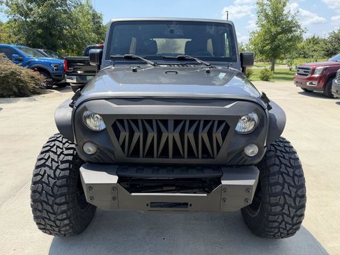 Used 2016 Jeep Wrangler Unlimited Sport w/ Quick Order Package 24S AWD/4WD image 2
