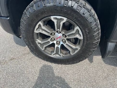 Used 2019 GMC Sierra 1500 4x4 Double Cab image 18