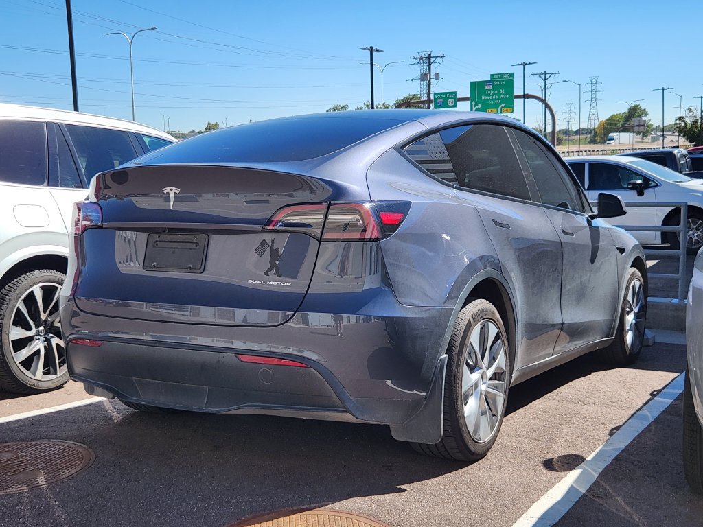 Used 2023 Tesla Model Y Long Range AWD/4WD image 6