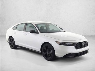 Used 2025 Honda Accord SE video 3