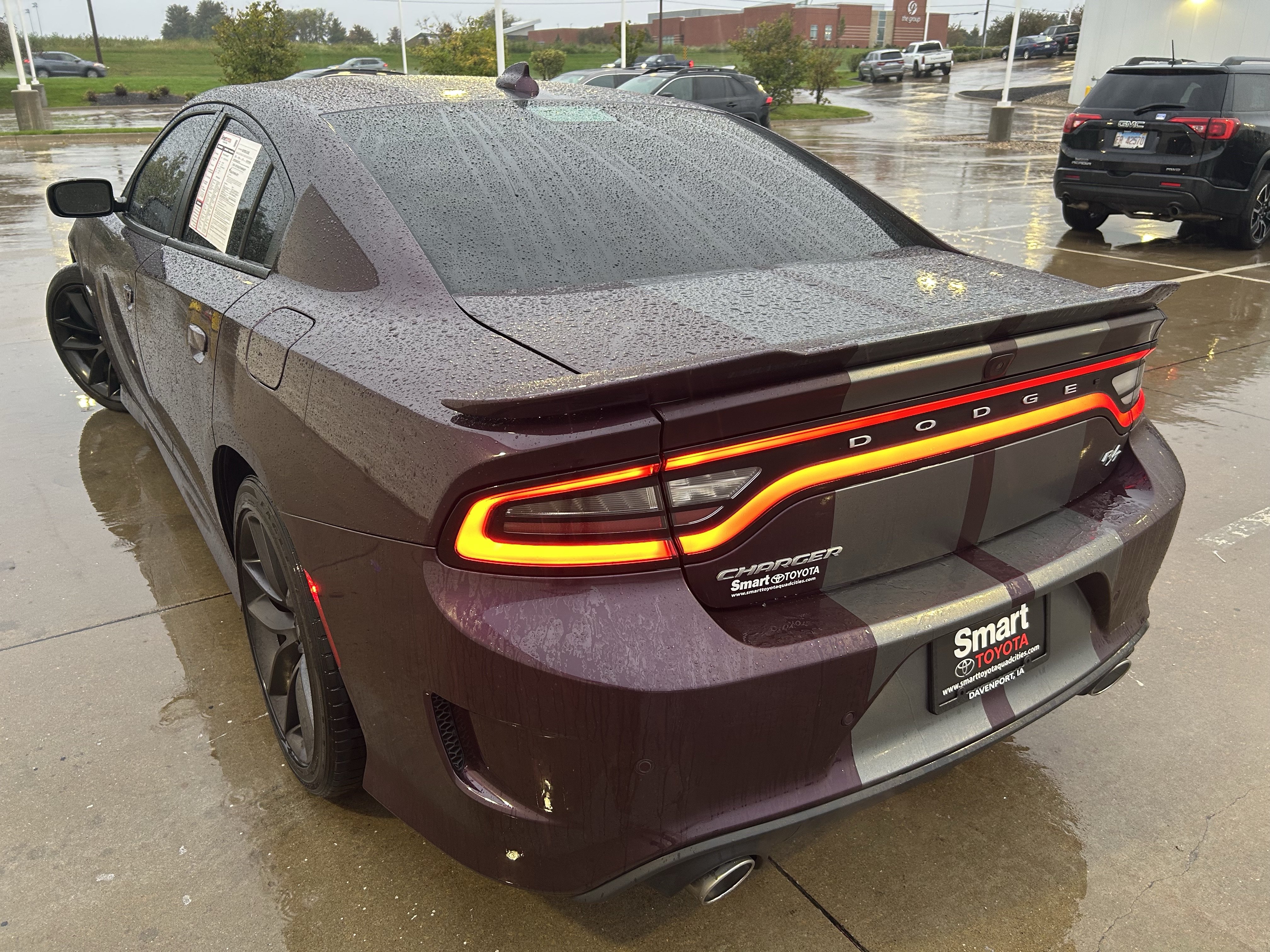 Used 2022 Dodge Charger R/T w/ Plus Group RWD image 4