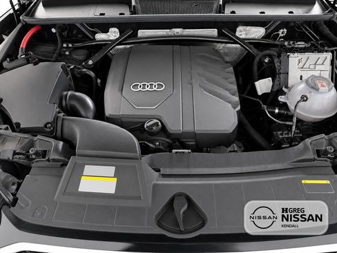 Used 2023 Audi Q5 2.0T Premium Plus w/ Premium Plus Package AWD/4WD image 14