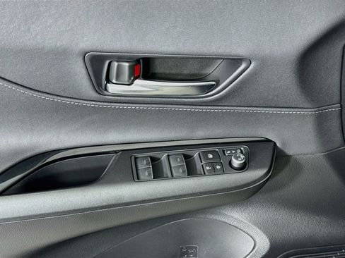 Certified 2024 Toyota Venza LE AWD/4WD image 17