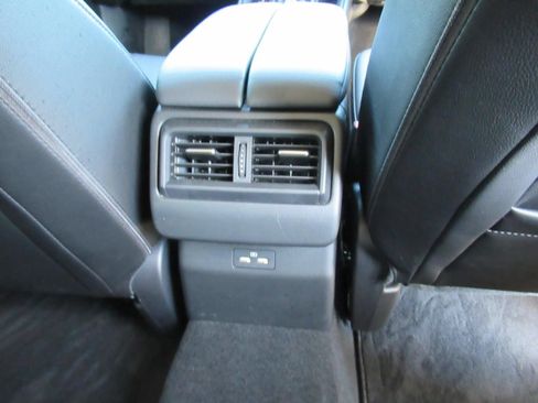 Used 2024 MAZDA CX-50 AWD 2.5 Turbo w/ Premium Pkg image 34