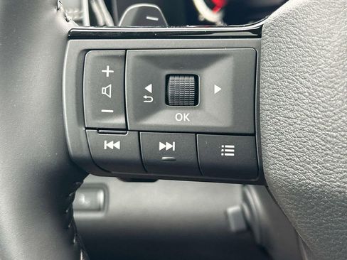 New 2026 Nissan Pathfinder Platinum AWD/4WD image 30