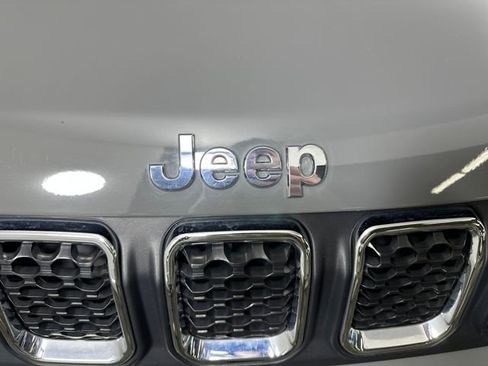 Used 2023 Jeep Compass Latitude AWD/4WD image 9