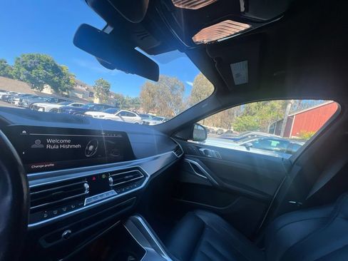 Used 2022 BMW X6 xDrive40i w/ M Sport Package AWD/4WD image 18