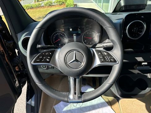 New 2025 Mercedes-Benz Sprinter 3500 image 21
