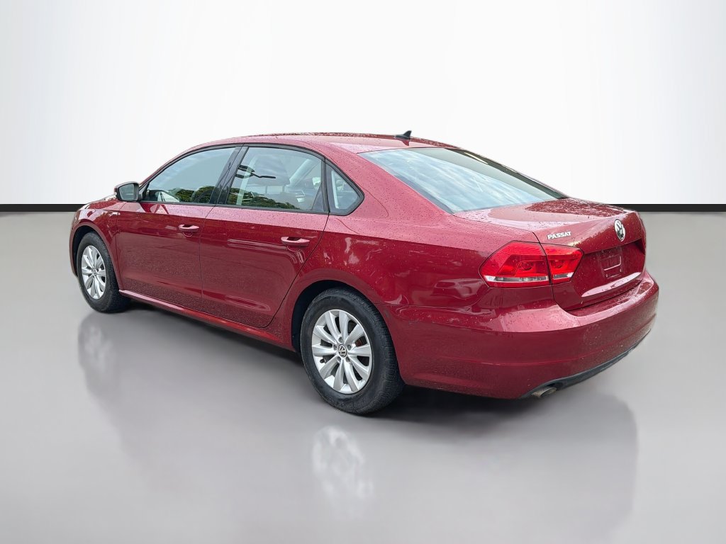Used 2015 Volkswagen Passat 1.8T S FWD image 5