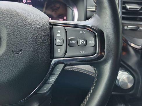 Used 2024 RAM 1500 Limited AWD/4WD image 20