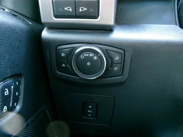 Used 2015 Ford F150 Platinum w/ Equipment Group 701A Luxury AWD/4WD image 25