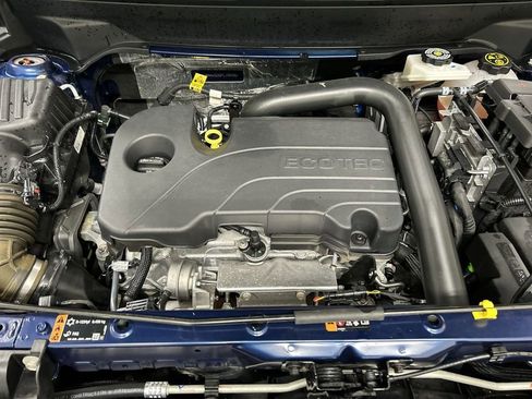 Used 2023 Chevrolet Equinox LS image 22