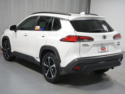 Certified 2024 Toyota Corolla Cross XSE image 6